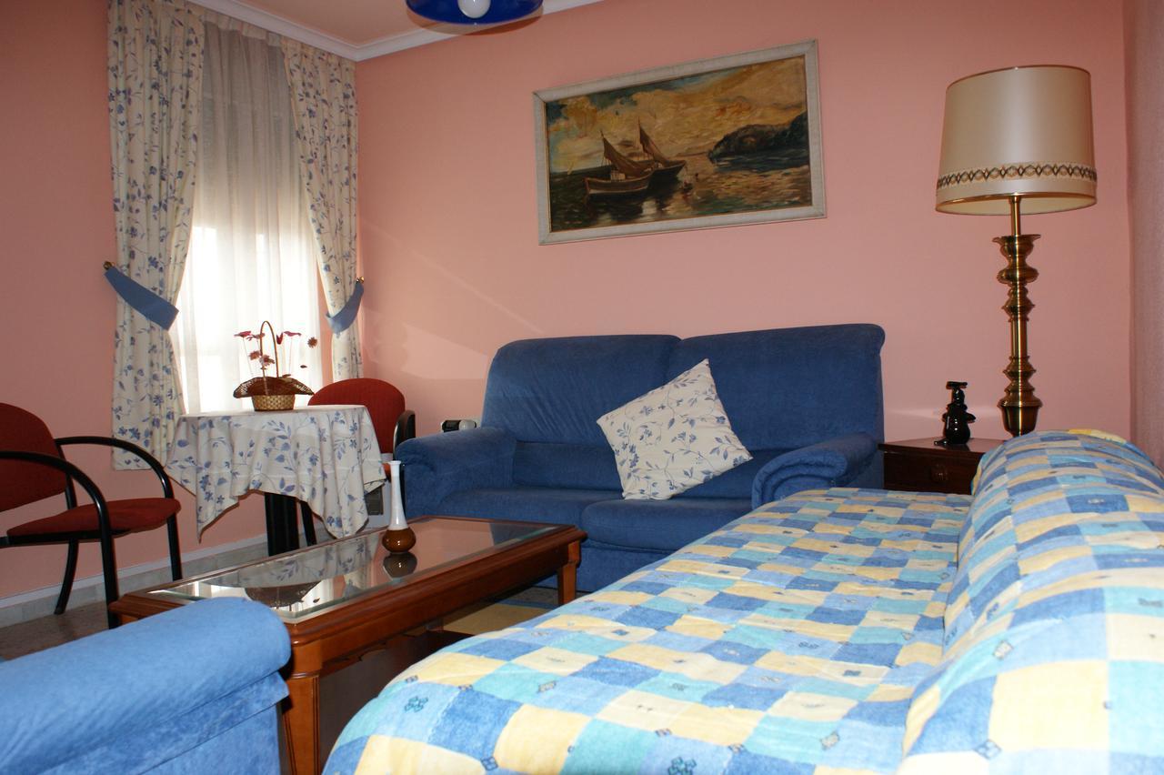 Hostal Carazo Torquemada Buitenkant foto